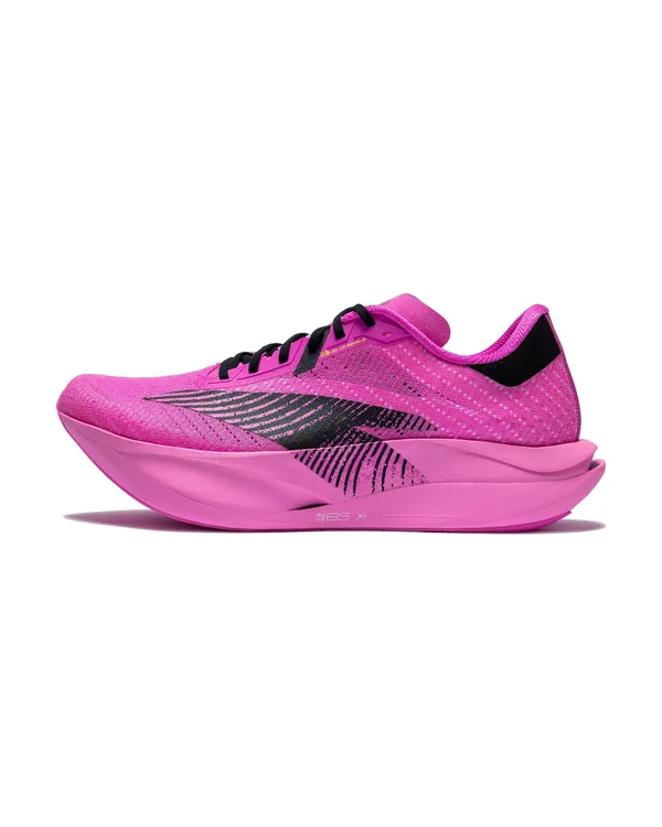 ANTA C202 7 in Purplish Red/Black